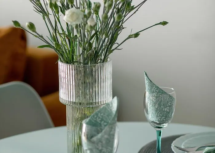 Unique Marina 1 With Spacious Balcony In By Renters 公寓 *