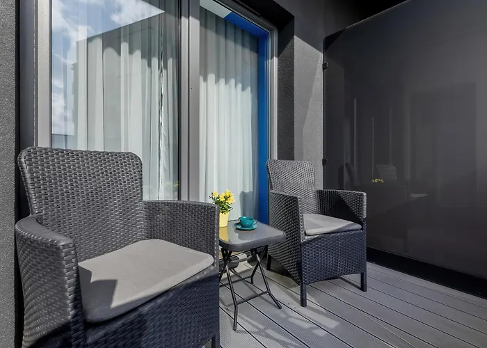 公寓 Unique Marina 1 With Spacious Balcony In By Renters